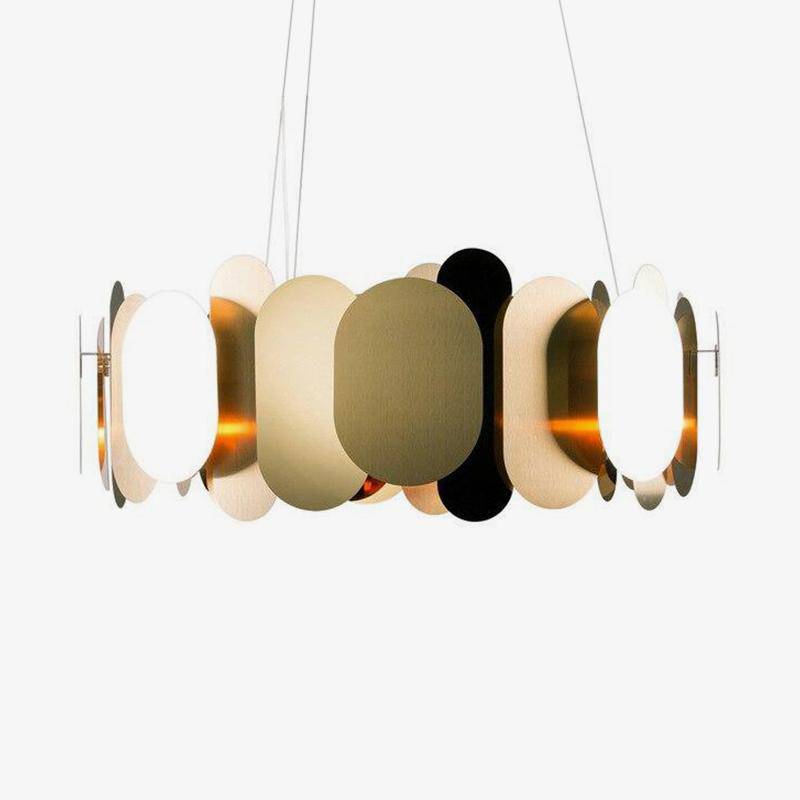 https://cdn.shopify.com/s/files/1/2499/8120/products/LustredesignchromemoderneaplaquesrondesetplatesVilla_74f26f5d-fc45-4d71-9fab-3e47b11d560d.jpg?v=1632840934