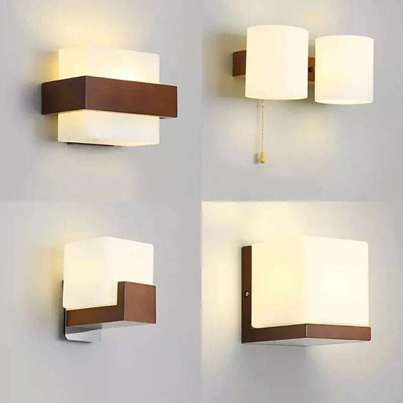 https://cdn.shopify.com/s/files/1/2499/8120/files/applique-murale-en-bois-de-couleur-noyer-4.jpg?v=1715100884