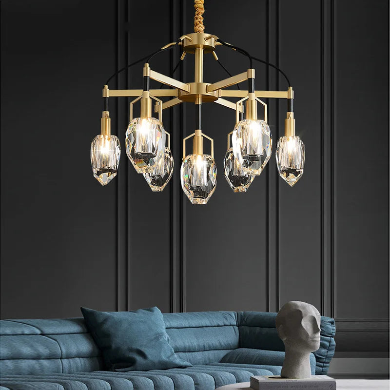 https://cdn.shopify.com/s/files/1/2499/8120/files/lustre-design-moderne-en-cristal-avec-abat-jour-fantaisie-0.jpg?v=1720312891