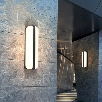 Applique extérieur LED puissante noire sur façade