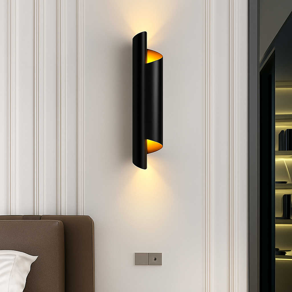 https://cdn.shopify.com/s/files/1/2499/8120/files/applique-murale-de-luxe-dor-minimaliste-3.png?v=1773872504
