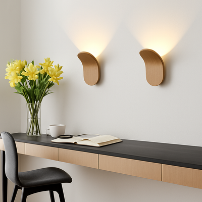https://cdn.shopify.com/s/files/1/2499/8120/files/applique-murale-design-led-avec-abat-jour-courb-en-m-tal-style-wake-2.png?v=1773605241