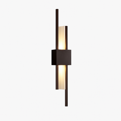 https://cdn.shopify.com/s/files/1/2499/8120/files/applique-murale-design-led-avec-barre-en-m-tal-dor-xeres-0.png?v=1773152815