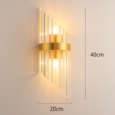 https://cdn.shopify.com/s/files/1/2499/8120/files/applique-murale-design-led-dor-e-avec-verre-cristal-en-cascade-luxury-6.png?v=1773630291