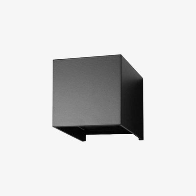 https://cdn.shopify.com/s/files/1/2499/8120/products/applique-murale-en-aluminium-cubique-corridor.jpg?v=1653041005