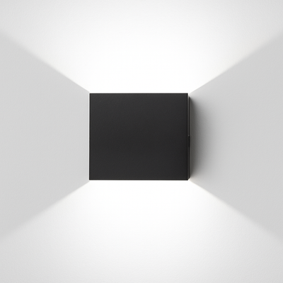 https://cdn.shopify.com/s/files/1/2499/8120/files/applique-murale-led-carr-es-en-aluminium-pour-d-coration-murale-10.png?v=1773658861