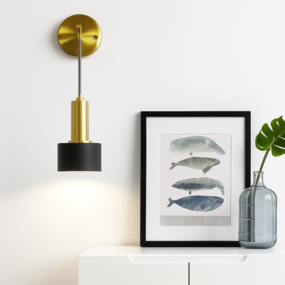 https://cdn.shopify.com/s/files/1/2499/8120/files/applique-murale-led-design-avec-base-dor-et-abat-jour-m-tal-home-2.png?v=1773156716