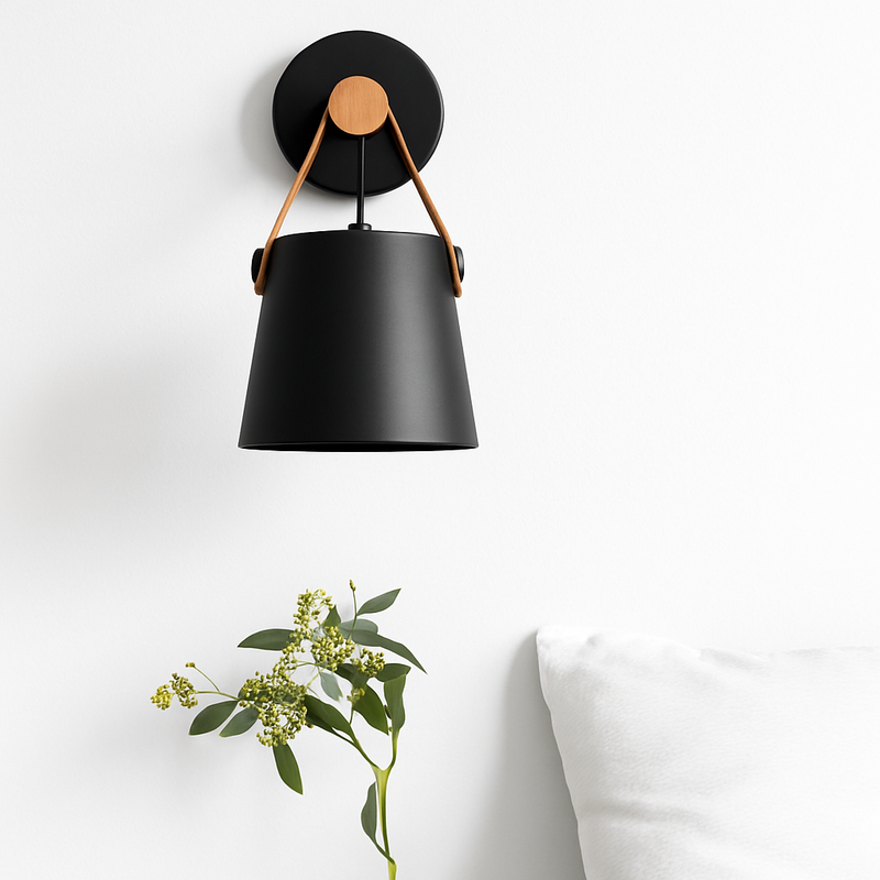 https://cdn.shopify.com/s/files/1/2499/8120/files/applique-murale-led-en-bois-avec-abat-jour-suspendu.jpg?v=1771353808