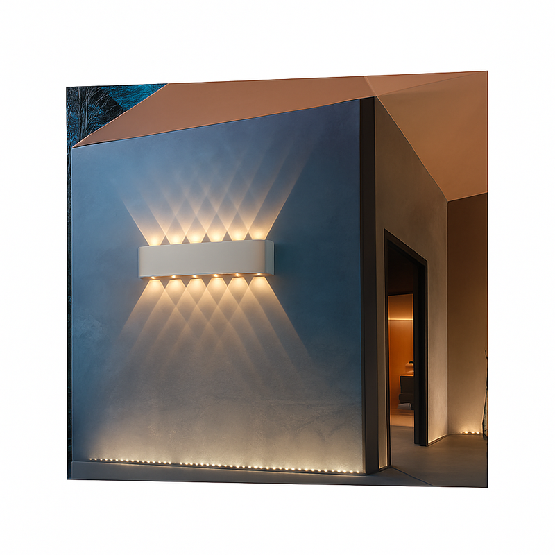 https://cdn.shopify.com/s/files/1/2499/8120/files/applique-murale-led-ext-rieure-en-aluminium-haute-luminosit-pour-jardin-et-cour-2.png?v=1773853381