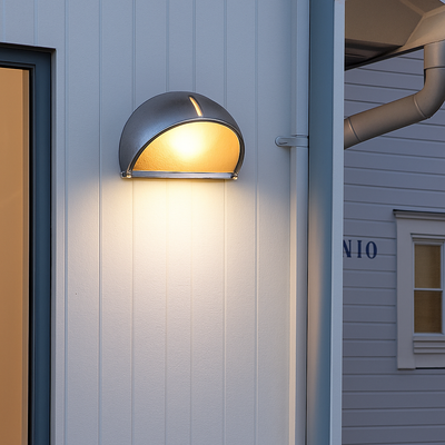 https://cdn.shopify.com/s/files/1/2499/8120/files/applique-murale-led-r-tro-ext-rieure-e27-industrielle-vintage-ip65-tanche-en-verre-2.png?v=1771583755