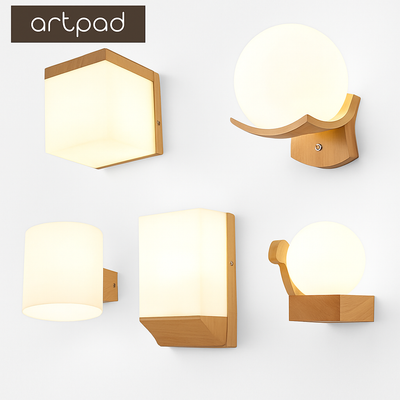 https://cdn.shopify.com/s/files/1/2499/8120/files/applique-murale-scandinave-en-bois-et-verre-pour-d-coration-int-rieure-2.png?v=1772203256