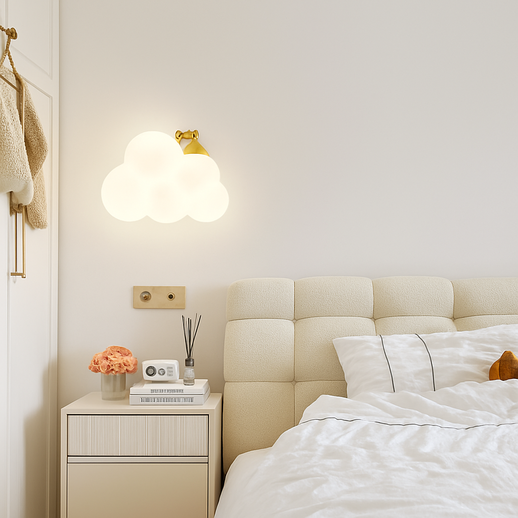 https://cdn.shopify.com/s/files/1/2499/8120/files/appliques-murales-led-minimalistes-singe-lapin-nuage-pour-enfants-1.png?v=1772212044