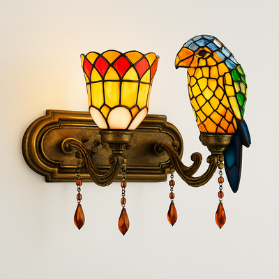 https://cdn.shopify.com/s/files/1/2499/8120/files/lustre-art-d-co-design-tiffany-parrot-pour-un-clairage-l-gant-16.png?v=1772201975