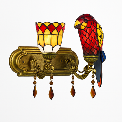 https://cdn.shopify.com/s/files/1/2499/8120/files/lustre-art-d-co-design-tiffany-parrot-pour-un-clairage-l-gant-4.png?v=1772202056