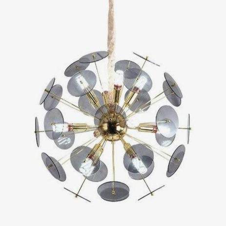 https://cdn.shopify.com/s/files/1/2499/8120/products/lustre-design-dore-et-plaques-rondes-plates-fumees-luxury_c8698cd1-3dfa-4f1d-a928-d4355d9a0007.jpg?v=1632841292