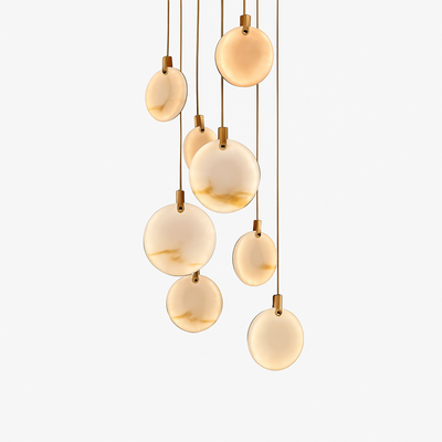 https://cdn.shopify.com/s/files/1/2499/8120/files/lustre-design-en-marbre-dor-avec-clairage-led-tendance-2024-1_d4a86903-72e6-4b83-b836-13375023f4e2.png?v=1773252588