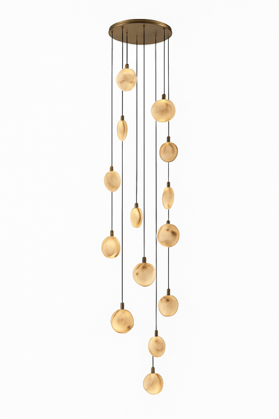 https://cdn.shopify.com/s/files/1/2499/8120/files/lustre-design-en-marbre-dor-avec-clairage-led-tendance-2024-24.png?v=1773252588