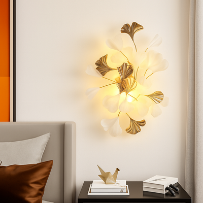 https://cdn.shopify.com/s/files/1/2499/8120/files/lustre-design-feuilles-de-c-ramique-de-luxe-et-branches-d-or-2.png?v=1773236997