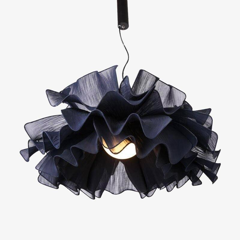 https://cdn.shopify.com/s/files/1/2499/8120/products/lustre-design-grosse-fleur-de-tissu-coloree-danish_95c646fe-d841-4be1-bdd8-5a3b23b3cfda.jpg?v=1632829699