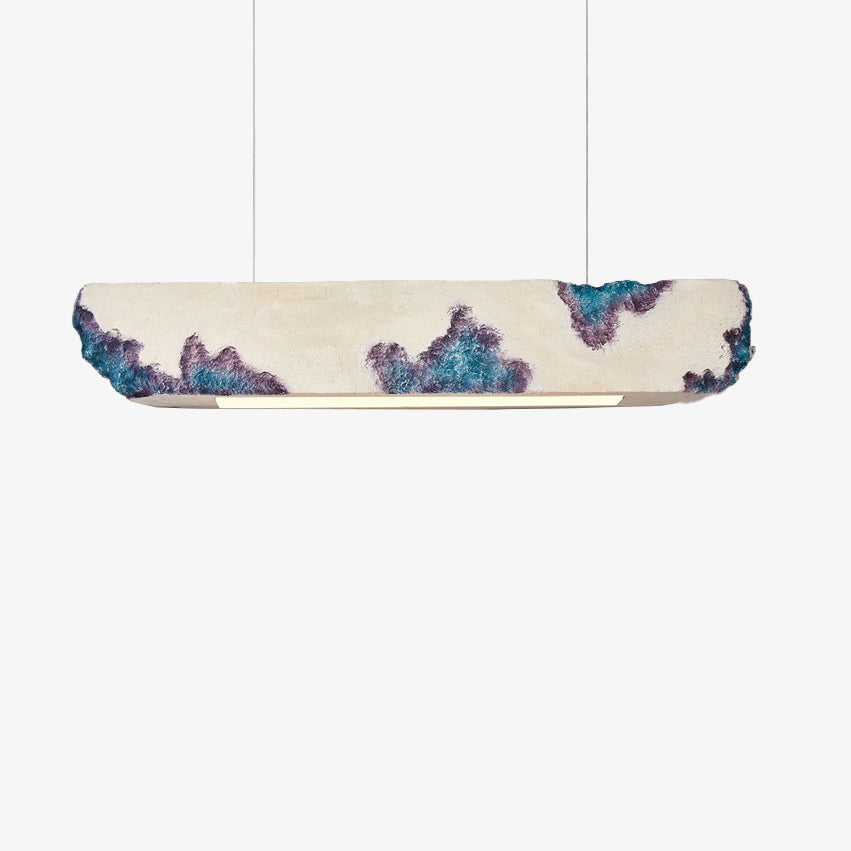 https://cdn.shopify.com/s/files/1/2499/8120/files/lustre-design-longue-rectangulaire-avec-touche-colore-hazel.jpg?v=1688994710