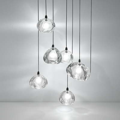 https://cdn.shopify.com/s/files/1/2499/8120/files/lustre-en-cristal-design-luxueux-pour-escalier-colima-on-moderne-4.png?v=1773253002
