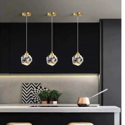 https://cdn.shopify.com/s/files/1/2499/8120/files/lustre-en-cristal-led-design-en-cuivre-moderne-et-l-gant-4.jpg?v=1734137725