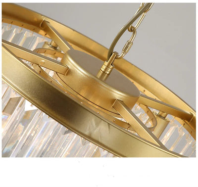 https://cdn.shopify.com/s/files/1/2499/8120/files/lustre-en-cristal-moderne-design-pour-clairage-l-gant-4.jpg?v=1729126496