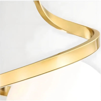 https://cdn.shopify.com/s/files/1/2499/8120/files/lustre-en-laiton-design-moderne-pour-d-coration-int-rieure-l-gante-5.jpg?v=1735289566