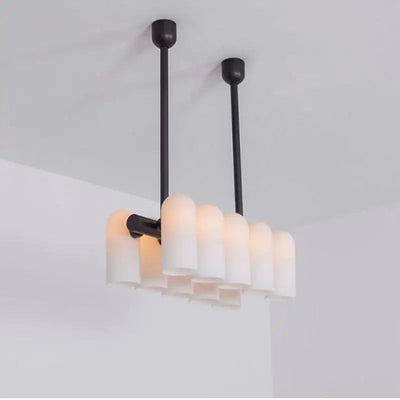 https://cdn.shopify.com/s/files/1/2499/8120/files/lustre-en-verre-laiteux-luminaire-suspendu-design-moderne-l-gant-3.jpg?v=1736556536