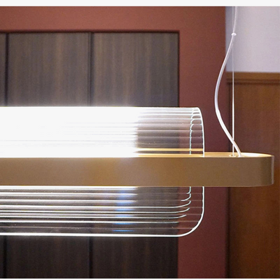 https://cdn.shopify.com/s/files/1/2499/8120/files/lustre-italien-simple-design-nordique-post-moderne-pour-restaurant-bar-ou-bureau-3.png?v=1714309397