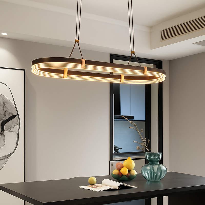 https://cdn.shopify.com/s/files/1/2499/8120/files/lustre-moderne-design-pour-salle-manger-et-bar-0.png?v=1773461136