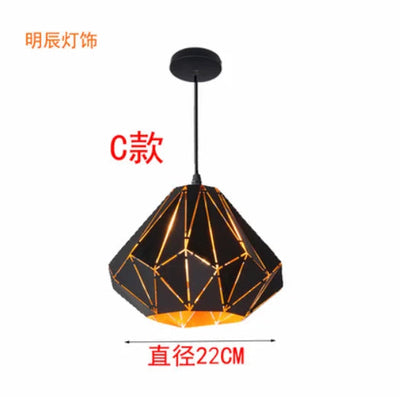 https://cdn.shopify.com/s/files/1/2499/8120/files/lustre-moderne-en-fer-design-nordique-pour-int-rieur-l-gant-7.jpg?v=1728348625