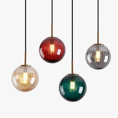 https://cdn.shopify.com/s/files/1/2499/8120/files/lustre-moderne-en-verre-design-suspendu-lumineux-nordique-0.png?v=1723164925