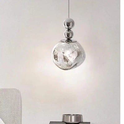 https://cdn.shopify.com/s/files/1/2499/8120/files/lustre-moderne-led-en-cristal-design-nordique-pour-bar-et-salon-0.jpg?v=1736210980
