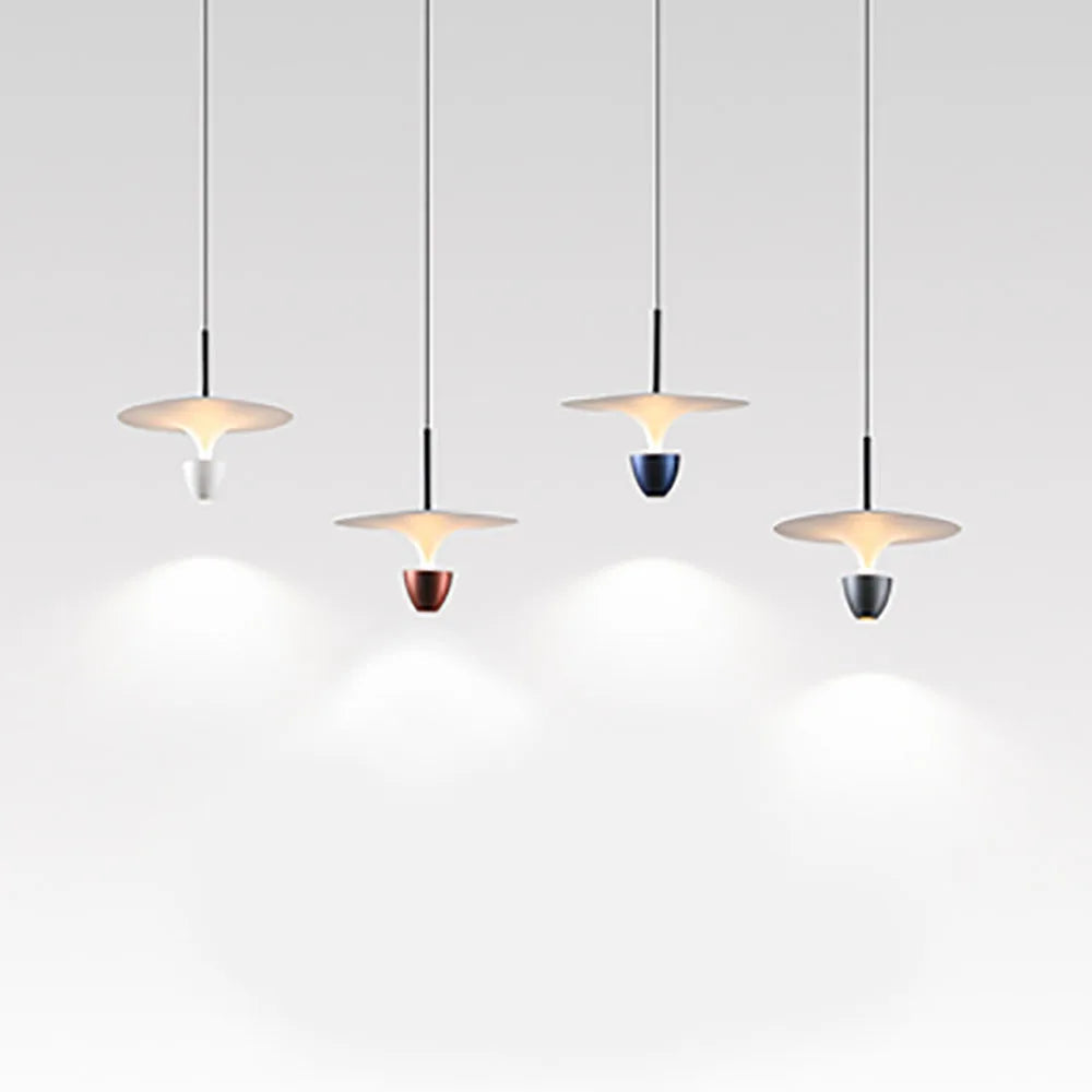 https://cdn.shopify.com/s/files/1/2499/8120/files/nordique-designer-cr-atif-lustre-suspension-led-suspension-ufo-chevet-bar-chambre-restaurant-d-cor-la-maison-clairage-int-rieur-0.jpg?v=1708953101