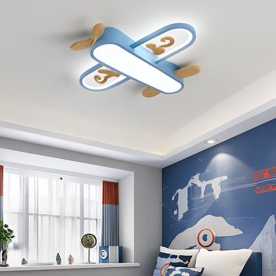 https://cdn.shopify.com/s/files/1/2499/8120/files/plafonnier-avion-led-jaune-bleu-design-minimaliste-plafonnier-en-bois-pour-chambre-d-enfant-maison-b-b-gar-ons-enfant-suspension-1.png?v=1773604587