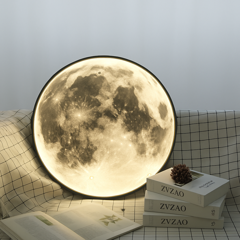 https://cdn.shopify.com/s/files/1/2499/8120/files/plafonnier-led-rond-lune-design-nordique-cr-atif-d-coratif-0.png?v=1773747241