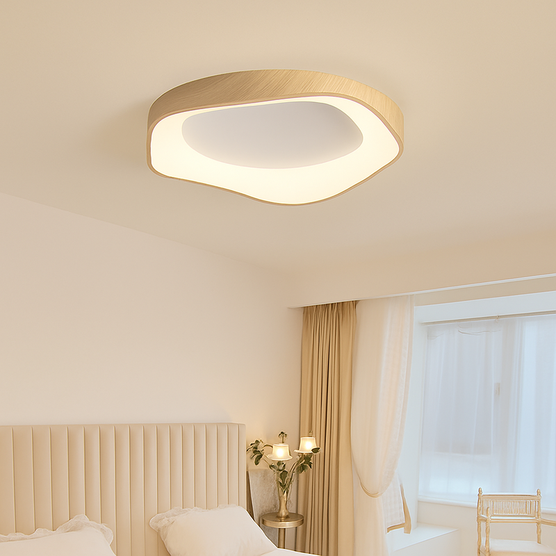 https://cdn.shopify.com/s/files/1/2499/8120/files/plafonnier-rond-en-bois-au-design-moderne-0.png?v=1773434227