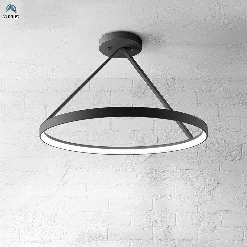 https://cdn.shopify.com/s/files/1/2499/8120/products/lustre-led-design-rond-suspendu-en-metal-modernelustre-led-design-rond-suspendu-en-metal-moderne_251f3cf0-96e9-42a0-b1a5-18d31dcb90d2.jpg?v=1632834352