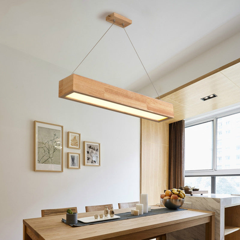 https://cdn.shopify.com/s/files/1/2499/8120/products/lustre-design-rectangle-en-bois-led_2ecc10b4-98f1-4f0d-8dad-37e90e715c03.jpg?v=1656690821