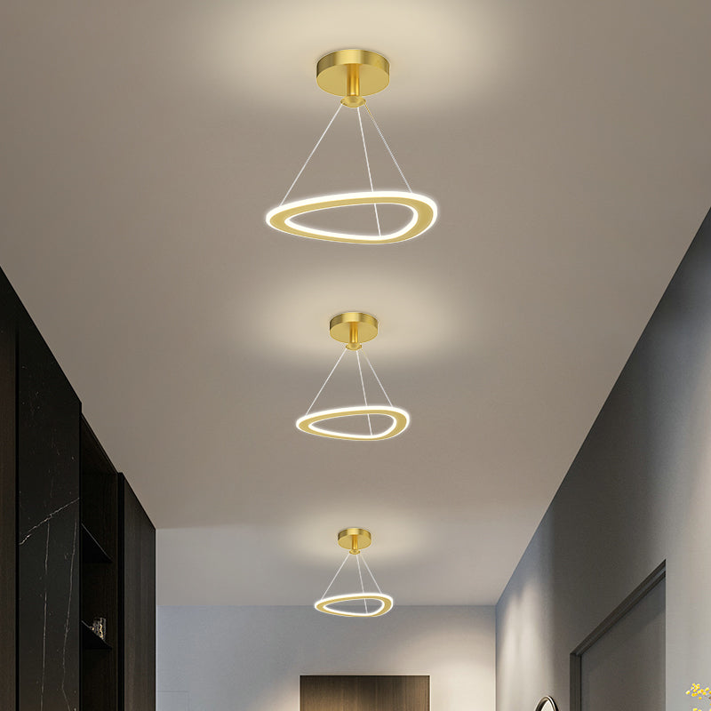https://cdn.shopify.com/s/files/1/2499/8120/products/lustre-design-led-avec-formes-irregulieres-et-originales-cyriac.png?v=1651841584