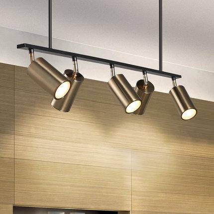 https://cdn.shopify.com/s/files/1/2499/8120/products/lustre-design-a-led-avec-spots-dirigeables-dores_a3ad8a6f-0827-45c9-8f7e-b3e7121c09e2.jpg?v=1632790746