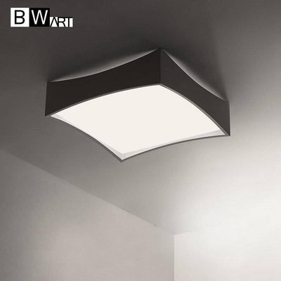 https://cdn.shopify.com/s/files/1/2499/8120/products/product-image-928291768_f5b40bb5-c7b7-4b81-a023-af457f6d5a8d.jpg?v=1632793644