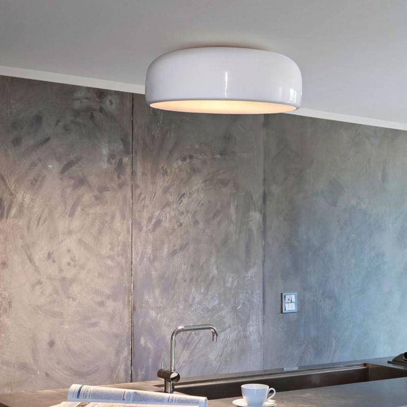 https://cdn.shopify.com/s/files/1/2499/8120/products/plafonnier-design-en-aluminium-a-led-arrondi-smithfield_456a3880-8d85-444b-b73b-6ab25f436e05.jpg?v=1632793358